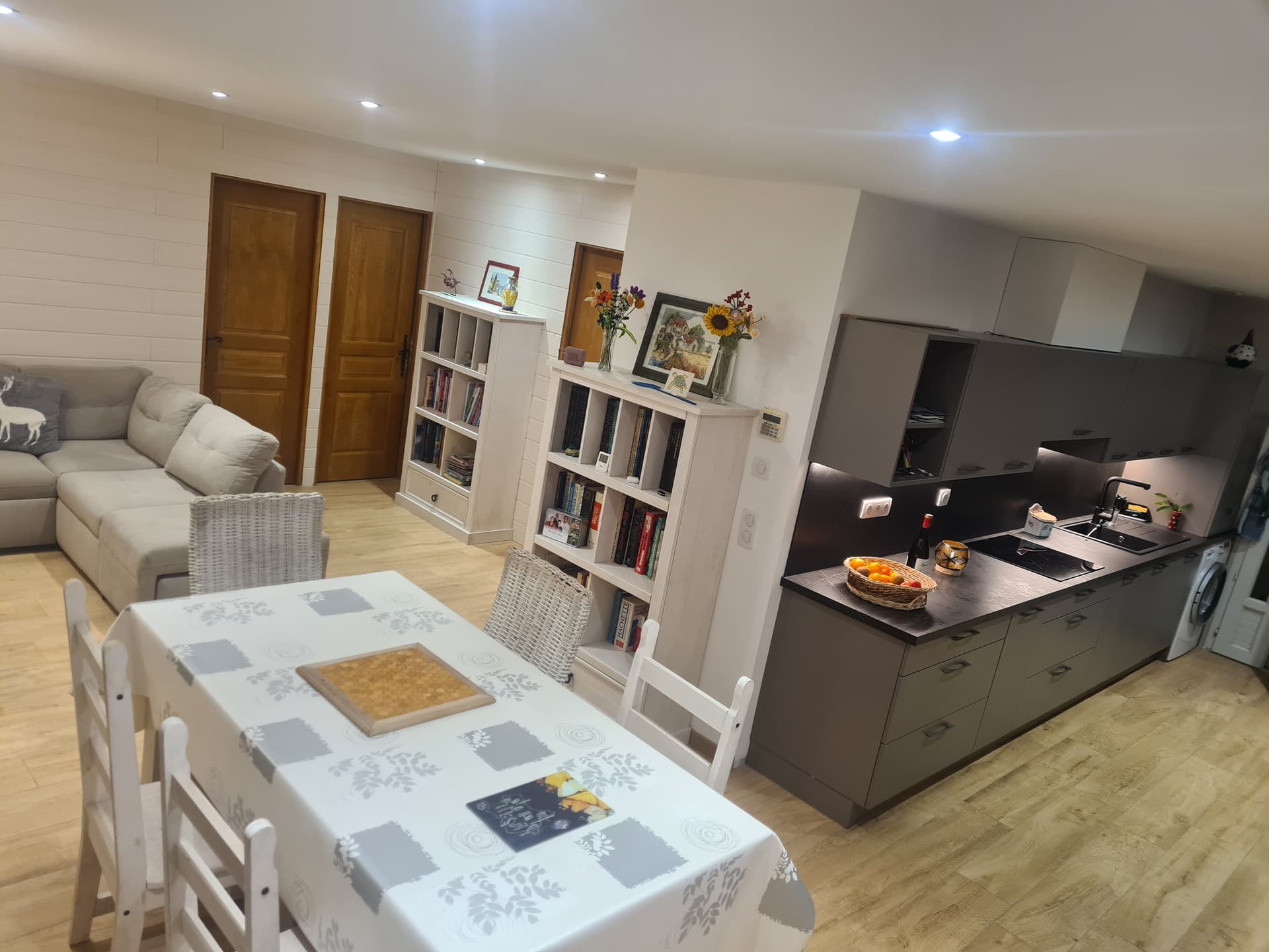 Rénovation complète d'un espace cuisine, salon, salle à manger